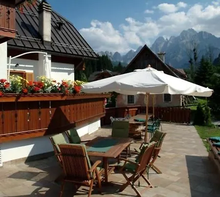فندق Valbruna Inn Bed & Breakfast