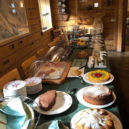 Valbruna Inn Bed & Breakfast Hotel 3*
