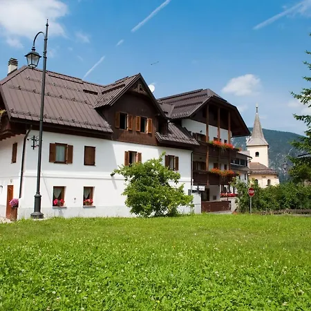Valbruna Inn Bed & Breakfast Hotel 3*