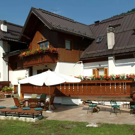 Hotel Valbruna Inn Bed & Breakfast 3*