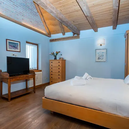 Valbruna Inn Bed & Breakfast Hotel Valbruna