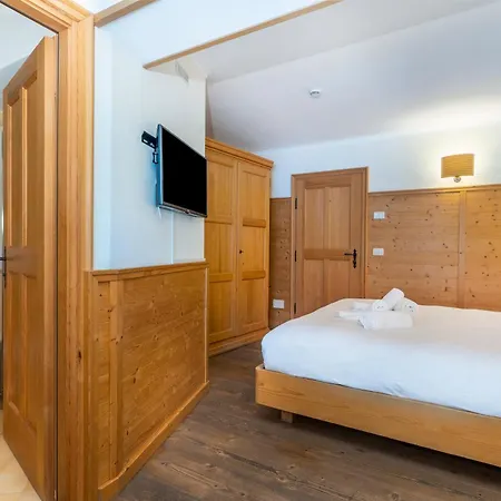 Valbruna Inn Bed & Breakfast Hotel