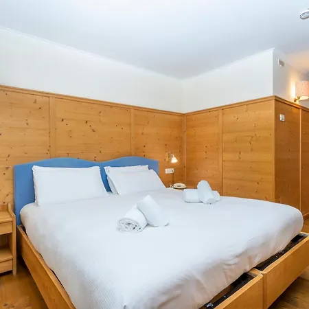 Hotel Valbruna Inn Bed & Breakfast